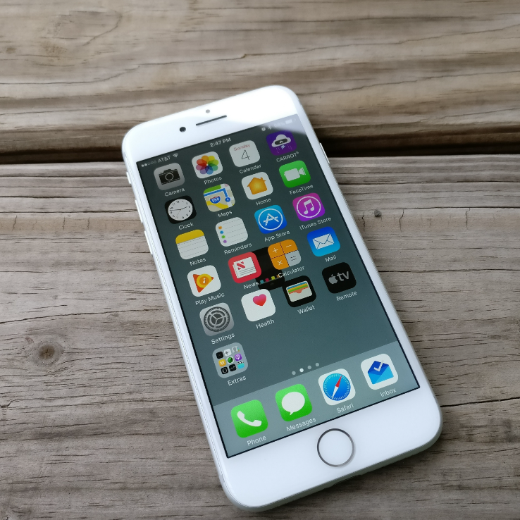 does iphone 7 has wireless chargers